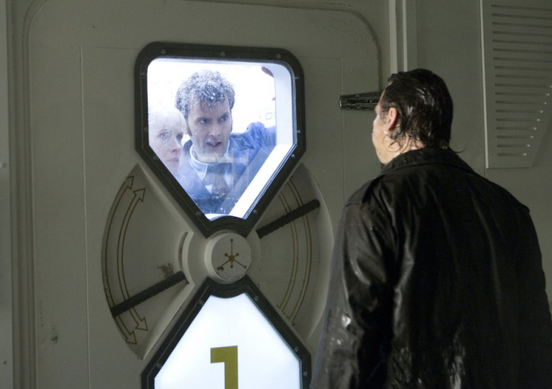 Illustration for article titled Doctor Who "Waters Of Mars" pics
